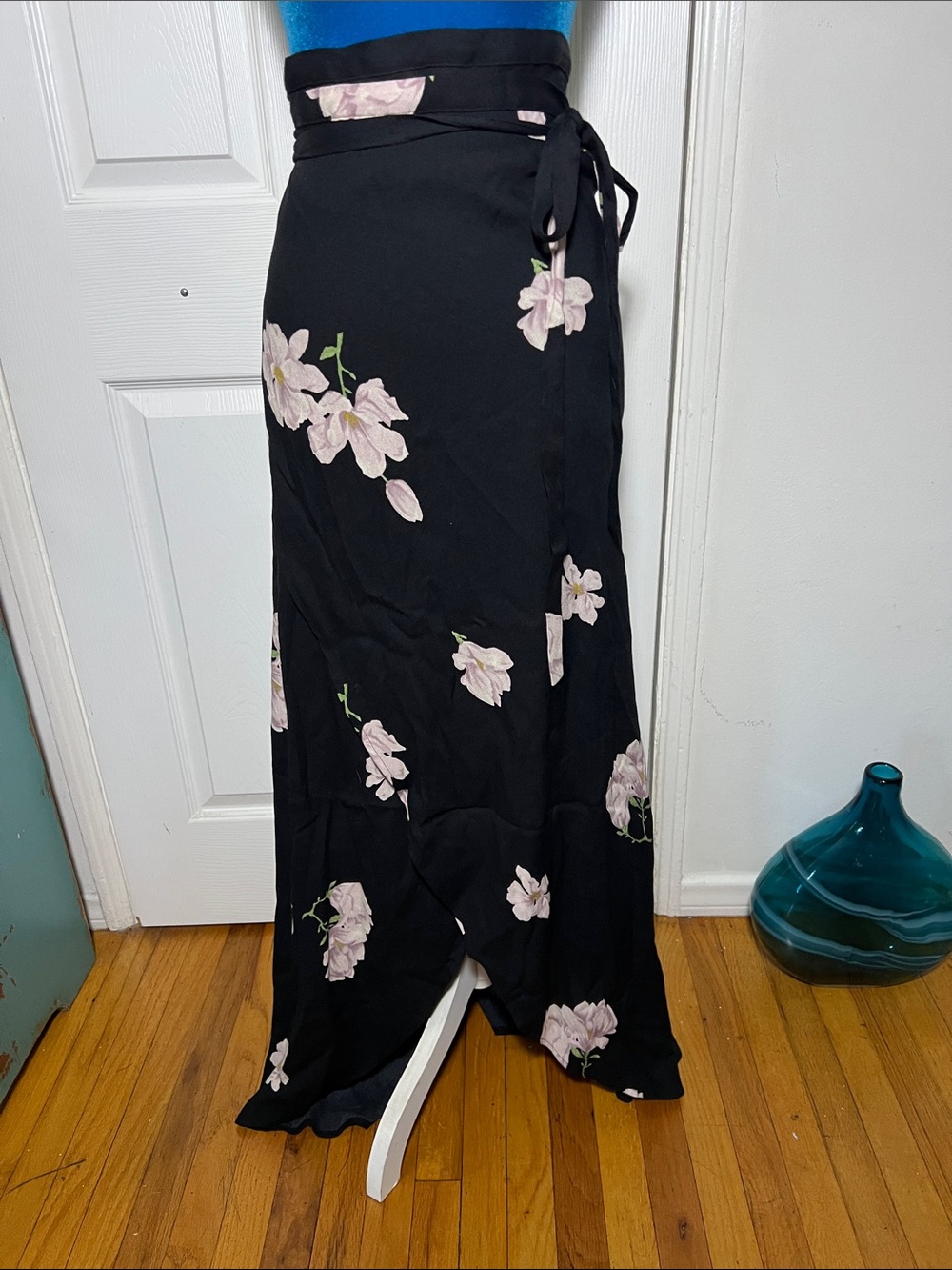 Reformation Floral Wrap Skirt Women’s Large